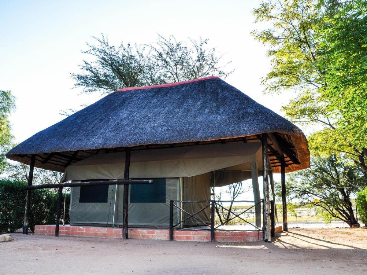 Die Dam - Transkalahari End Resort Gobabis Exterior photo